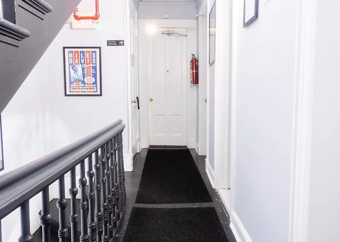 New York Guest Houses