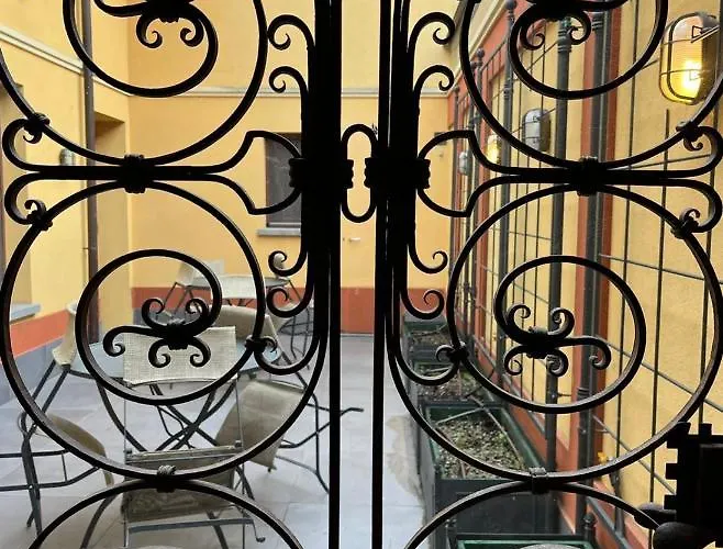 Imola Guest Houses