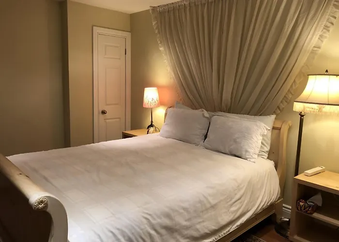 Toronto Guest Houses