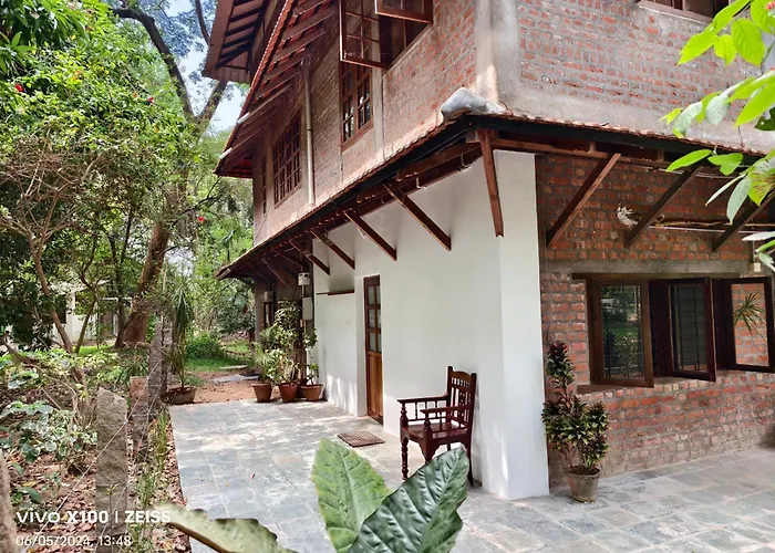 Pondicherry Guest Houses