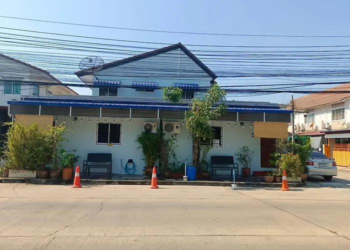 Nonthaburi Guest Houses