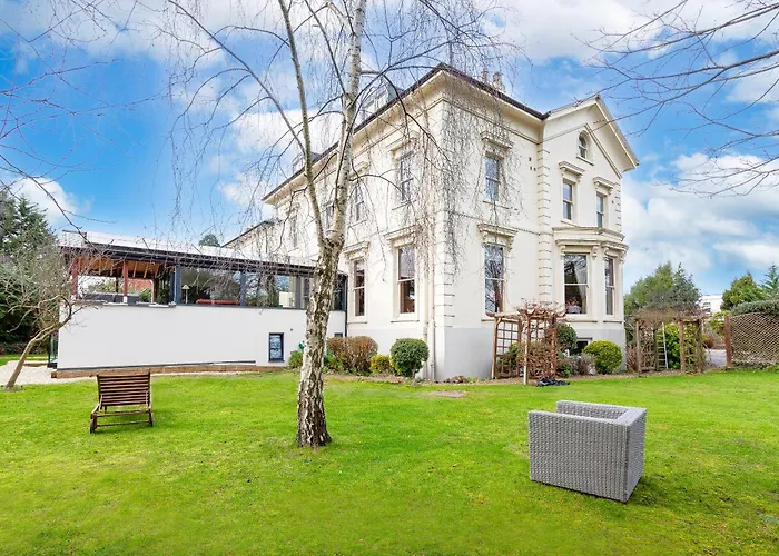 Cheltenham Guest Houses
