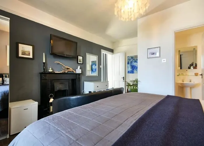 Seahouses Guest Houses