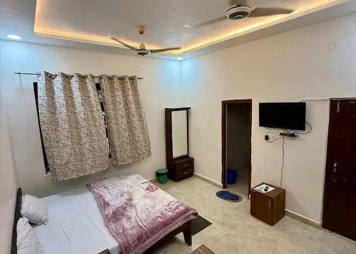 Gwalior Guest Houses