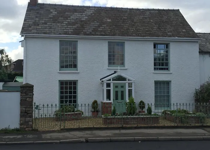 Abergavenny Guest Houses