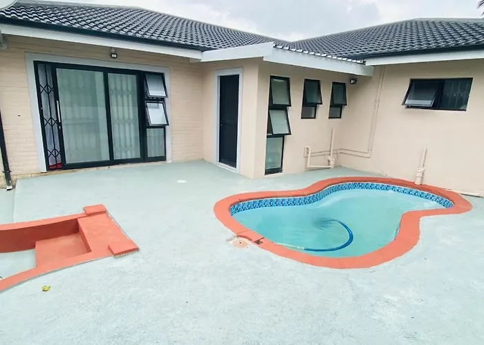 Howick Guest Houses