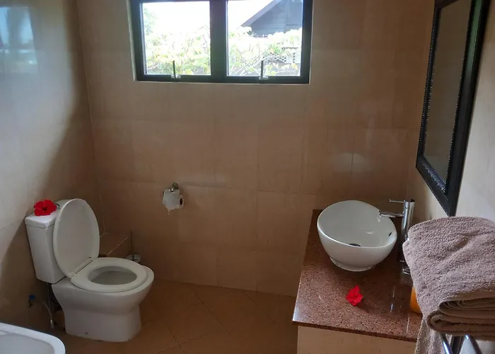 Mahe Island Guest Houses