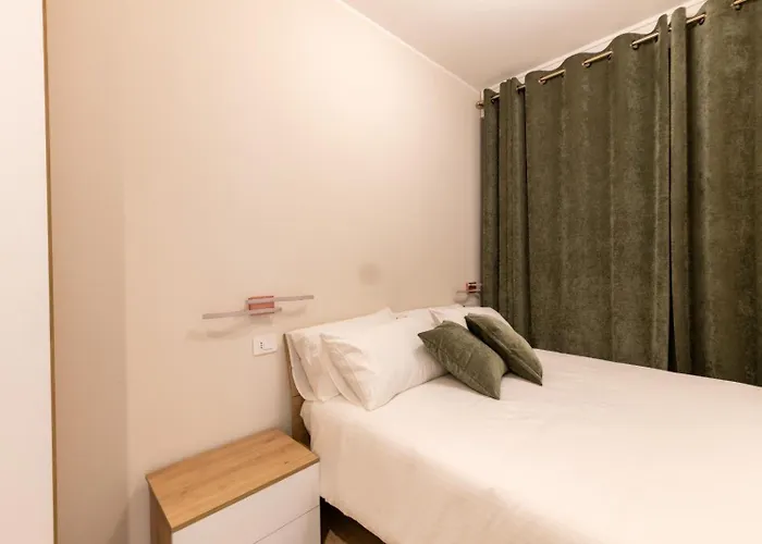 Varese Guest Houses